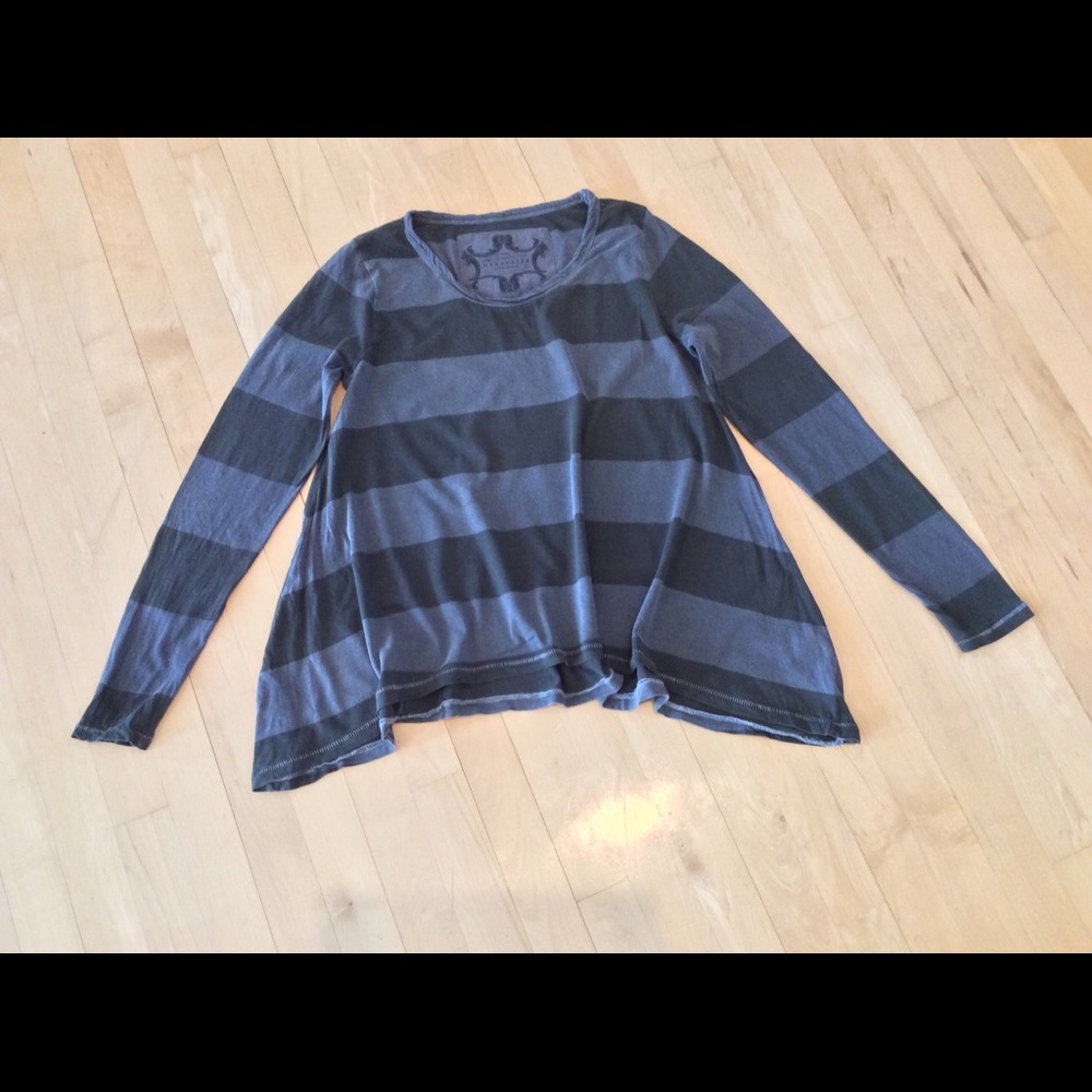 Long sleeve striped shirt